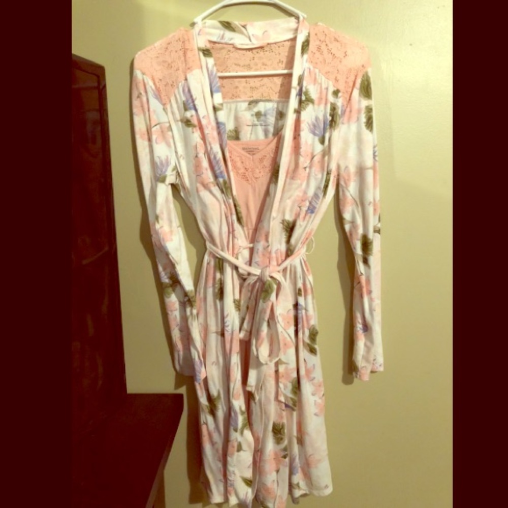 Motherhood Maternity nursing robe